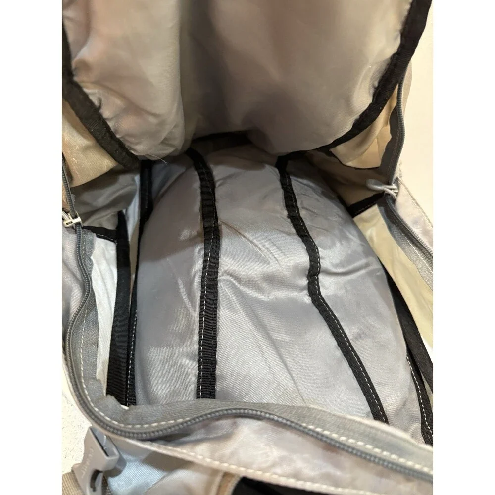 CAMELBAK Trail Blazer Blue Grey Hydration Backpack Hiking Day Pack Bladder
